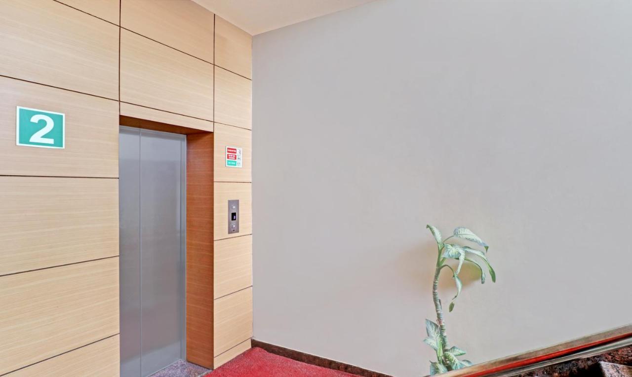 Treebo Galaxy Rooms New Delhi Exterior photo