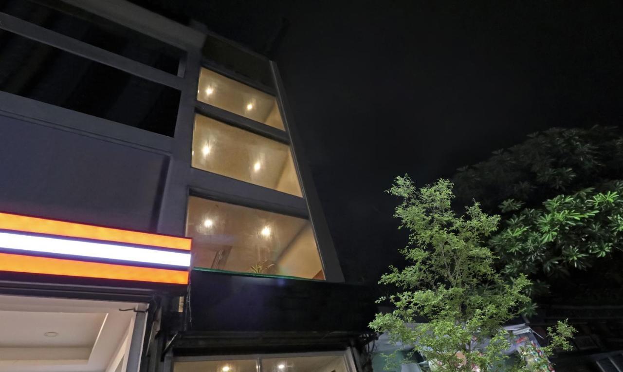 Treebo Galaxy Rooms New Delhi Exterior photo
